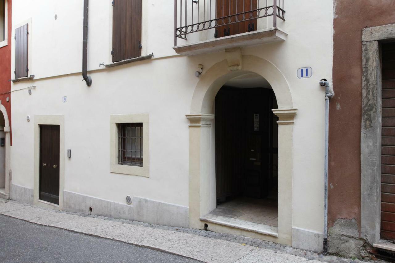 Mirko Apartment Verona Buitenkant foto
